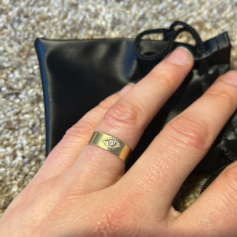 Meira T - ring